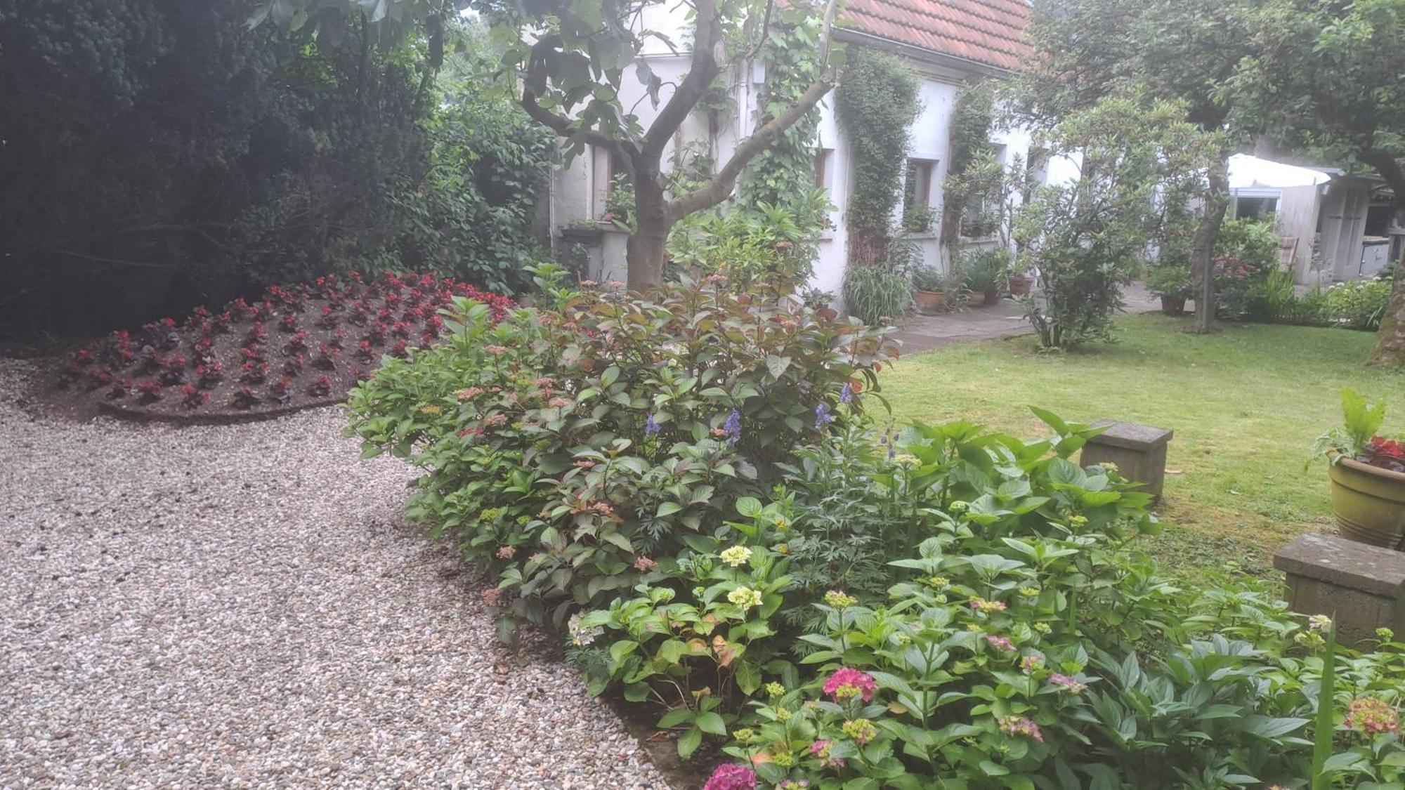 Apartmenthaus Mit Sauna Und Whirlpool Krefeld Kültér fotó